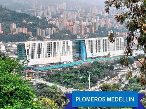 Servicio de Destape de alcantarillados - Avenida la 70.
