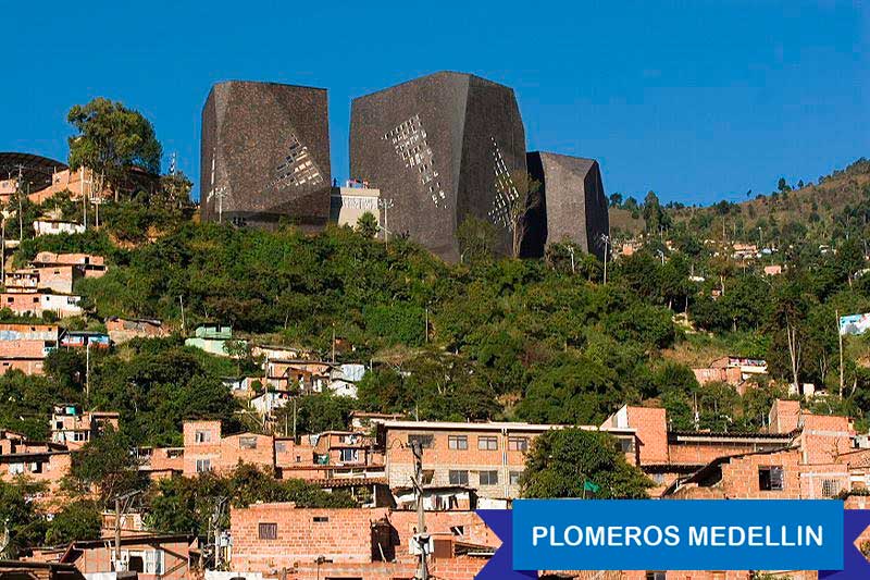 servicio de plomería en el popular